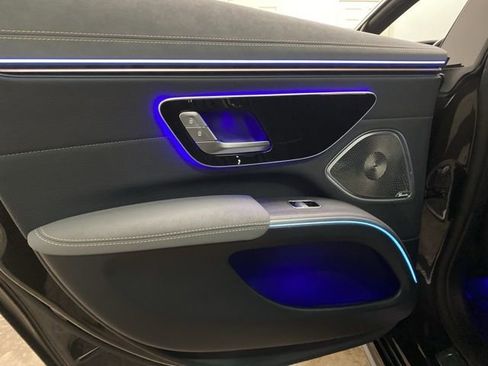 Used 2023 Mercedes-Benz EQS 580 4MATIC Sedan image 66