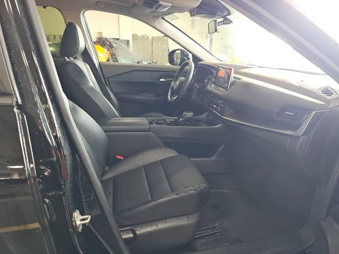 Used 2023 Nissan Rogue SV w/ SV Premium B Package AWD/4WD image 14