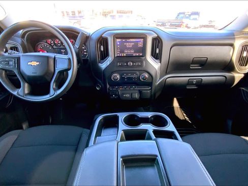 Certified 2024 Chevrolet Silverado 1500 Custom image 14