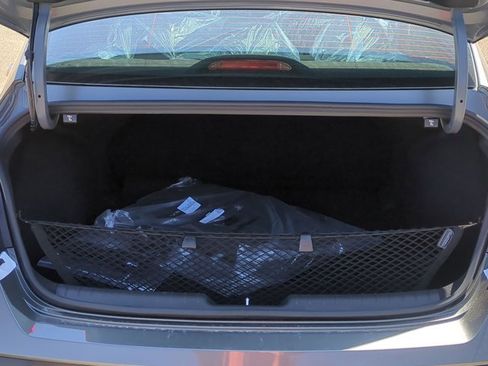 New 2025 Hyundai Elantra SEL image 4