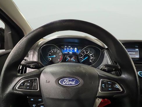 Used 2017 Ford Focus SE image 30