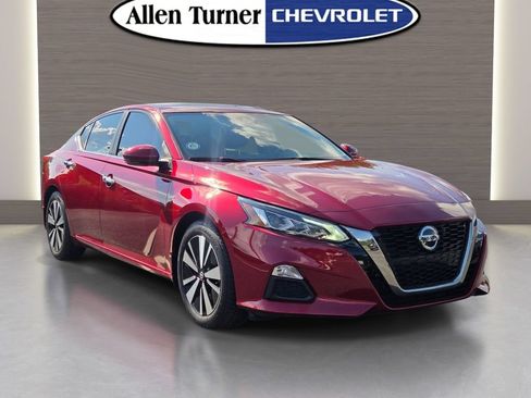Used 2022 Nissan Altima 2.5 SV w/ SV Premium Package FWD image 32