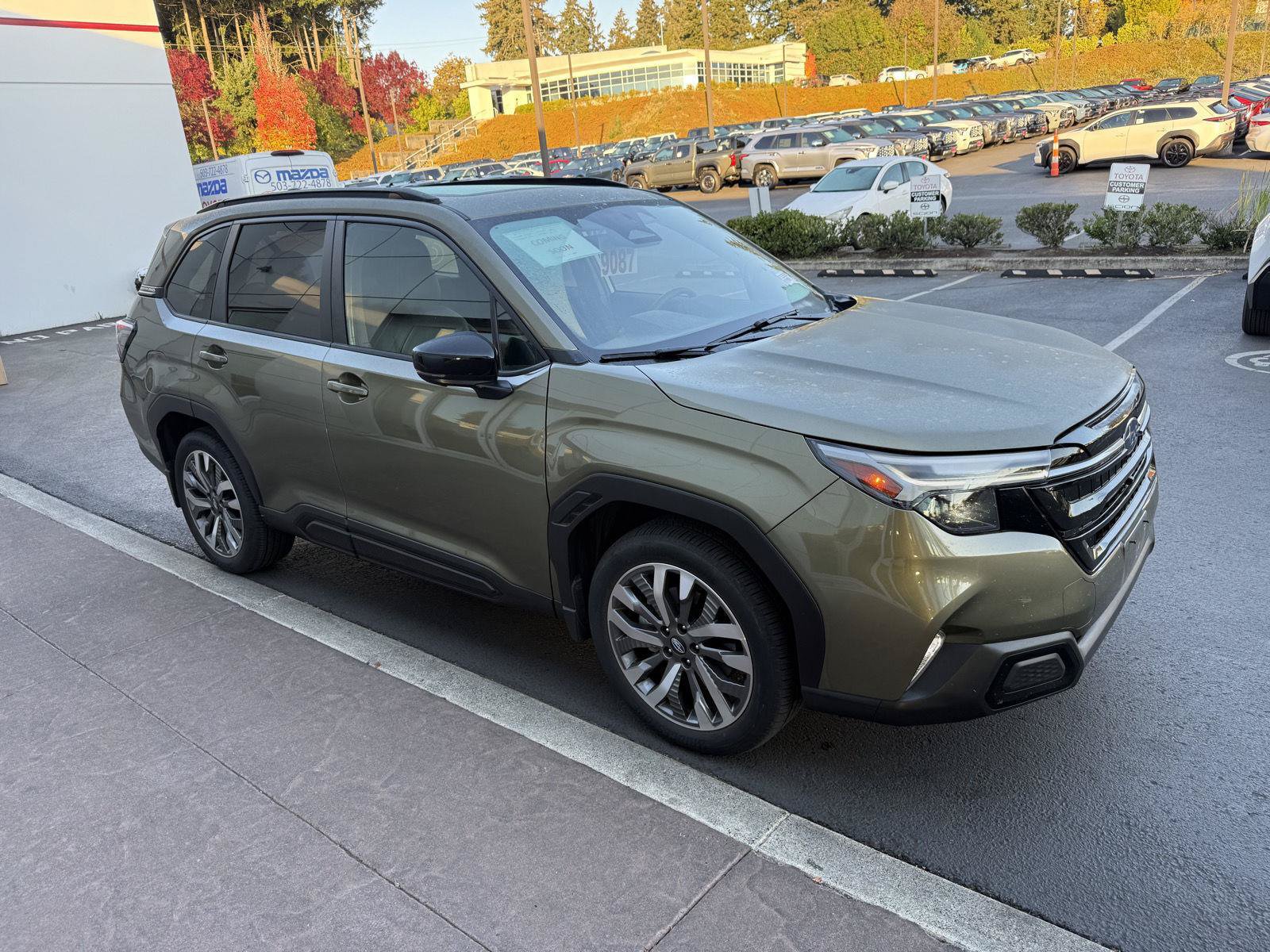 Used 2025 Subaru Forester Touring w/ Popular Package - Touring AWD/4WD image 6