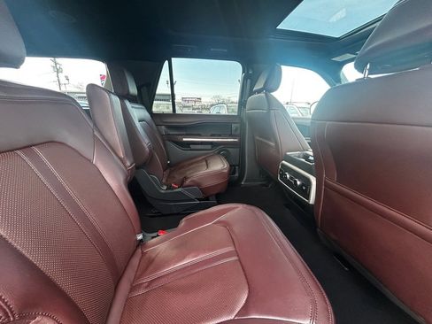 Used 2024 Ford Expedition Max Limited image 20