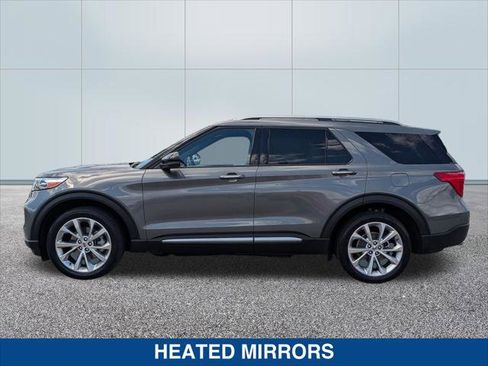 Used 2023 Ford Explorer Platinum w/ Technology Package image 2