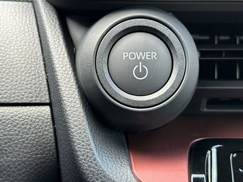 New 2026 Toyota Prius Plug-In Hybrid FWD image 21