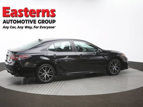 Used 2024 Toyota Camry SE FWD image 41