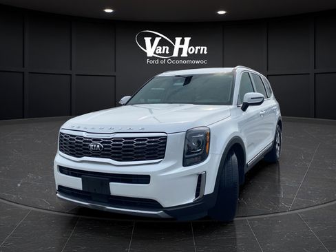 Used 2020 Kia Telluride EX AWD/4WD image 3