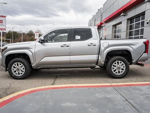 New 2026 Toyota Tacoma SR5 image 4