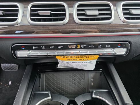 Used 2026 Mercedes-Benz GLE 450 4MATIC image 21