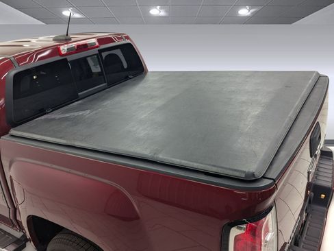 Used 2020 GMC Canyon Denali image 35