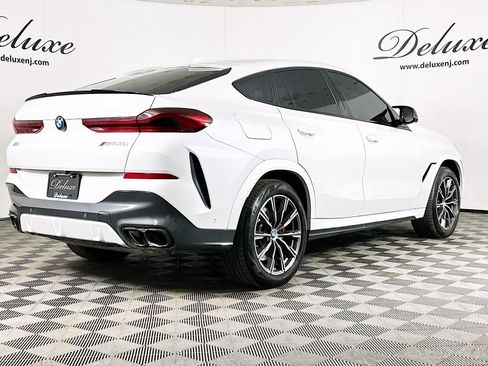 Used 2024 BMW X6 M60i w/ Dynamic Handling Package image 6