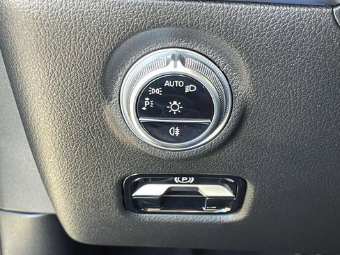 Certified 2025 Mercedes-Benz C 300 C 300 image 21