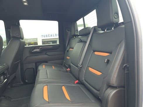 Used 2024 GMC Sierra 2500 AT4 w/ AT4 Premium Plus Package image 10