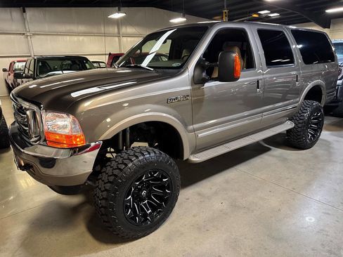Used 2002 Ford Excursion Limited image 30
