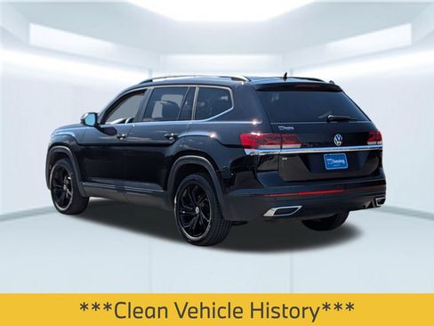 Used 2022 Volkswagen Atlas SE w/ Black Wheel Package FWD image 4