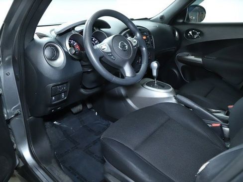 Used 2014 Nissan Juke S image 17