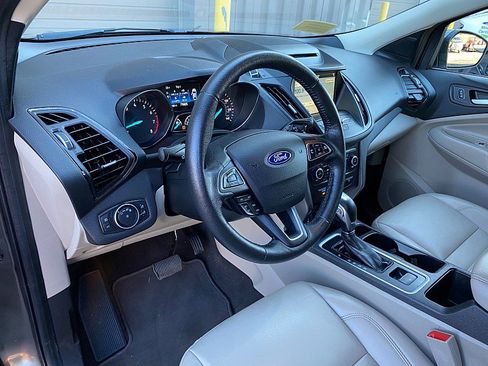 Used 2018 Ford Escape SEL image 22