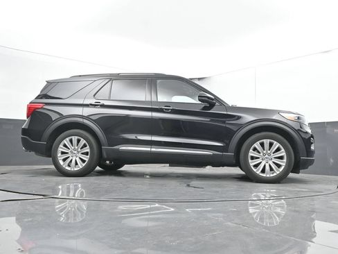 Used 2023 Ford Explorer Limited w/ Limited Technology Package AWD/4WD image 39