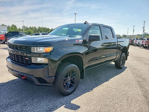 Used 2021 Chevrolet Silverado 1500 Custom Trail Boss w/ Midnight Edition AWD/4WD image 1