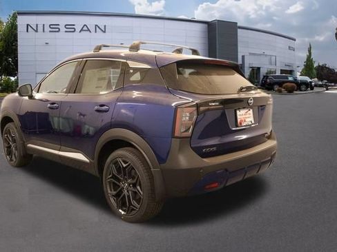 New 2026 Nissan Kicks SR AWD/4WD image 5