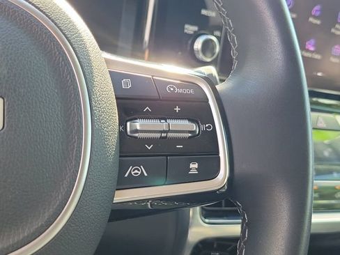 Certified 2023 Kia Sorento SX FWD image 27