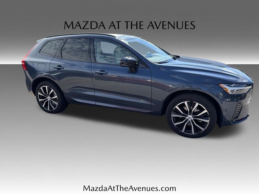 Used 2023 Volvo XC60 B5 Plus w/ Protection Package Premier AWD/4WD image 9