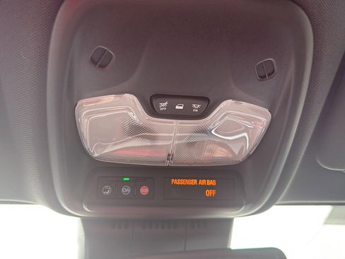 New 2026 GMC Canyon Elevation w/ Convenience Package image 27