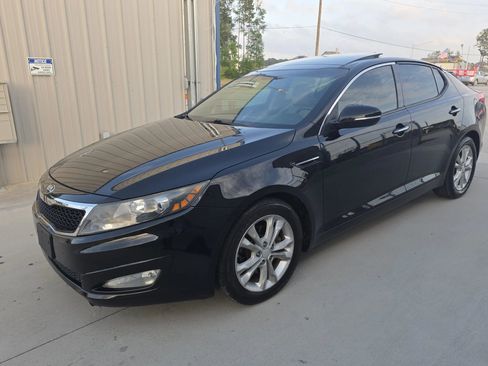 Used 2013 Kia Optima EX w/ Premium Pkg FWD image 2