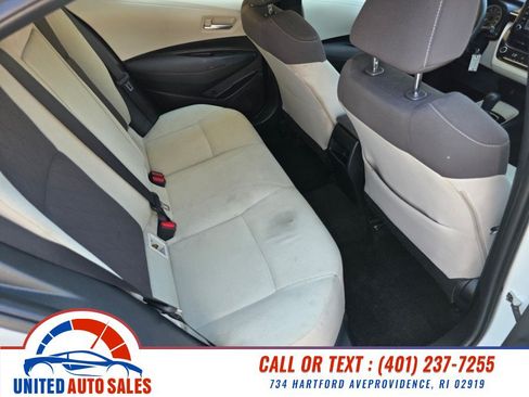 Used 2020 Toyota Corolla LE FWD image 11