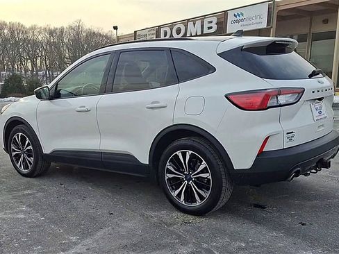 Certified 2022 Ford Escape SEL w/ SEL Stealth AWD Package image 6