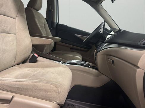 Used 2021 Honda Pilot EX image 14