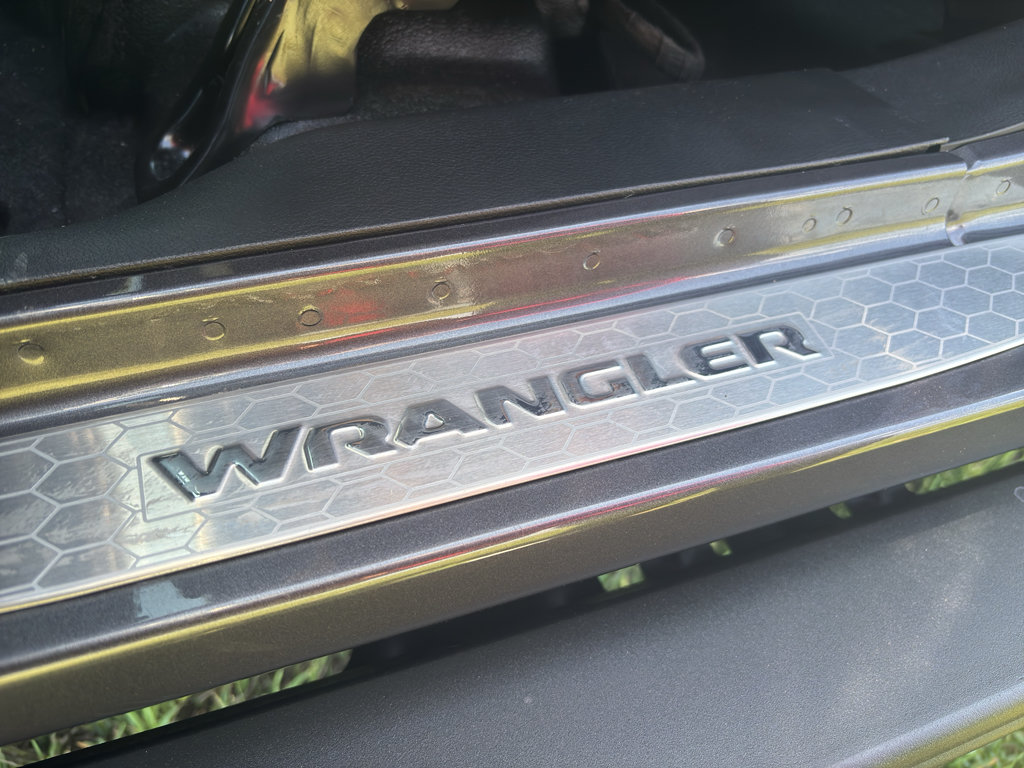 New 2026 Jeep Wrangler Unlimited Rubicon AWD/4WD image 20