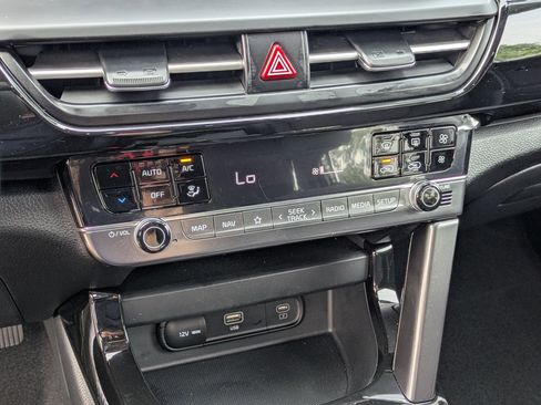 Used 2026 Kia Seltos S FWD image 24