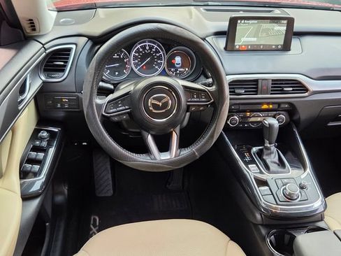 Used 2018 MAZDA CX-9 Touring w/ Touring Premium Package FWD image 14