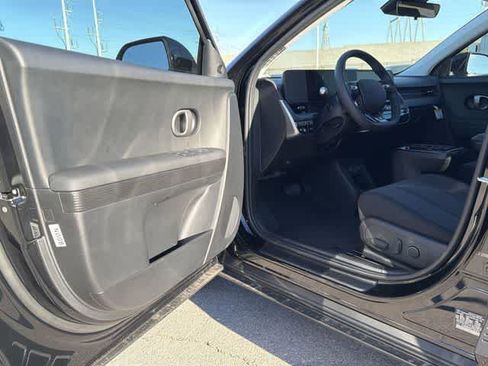 New 2026 Hyundai Ioniq 5 SE image 10