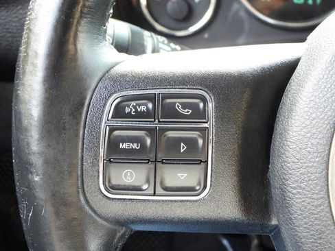Used 2017 Jeep Wrangler Sport S AWD/4WD image 68