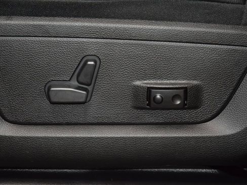Used 2024 RAM 2500 Laramie w/ Sport Appearance Package AWD/4WD image 45