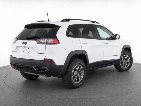 Used 2021 Jeep Cherokee Trailhawk w/ Sun, Sound & Nav Group AWD/4WD image 5