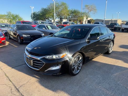 Used 2021 Chevrolet Malibu Premier image 1