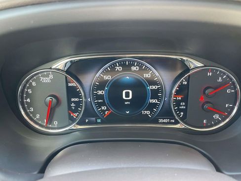 Used 2019 GMC Acadia Denali w/ Technology Package AWD/4WD image 18