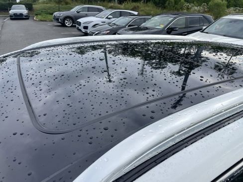 Used 2020 Lincoln Nautilus Reserve w/ Equipment Group 202A image 6