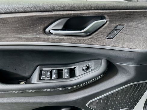 Used 2022 Jeep Grand Cherokee Limited 4xe w/ Luxury Tech Group II image 15