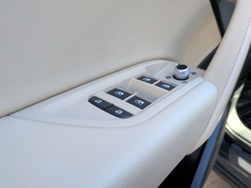 Certified 2023 Audi Q5 2.0T Premium w/ Convenience Package image 15