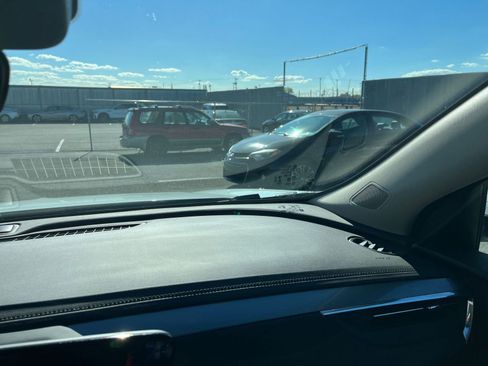 Used 2025 Buick Encore GX Preferred image 33