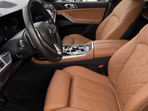 Used 2024 BMW X7 xDrive40i image 26