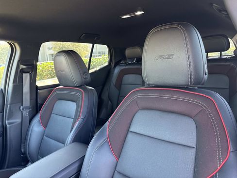 Used 2024 Chevrolet Equinox EV RS image 23