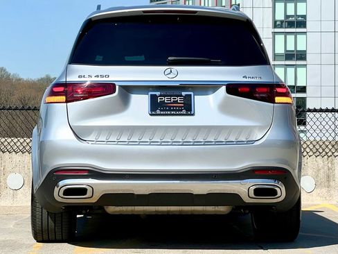 Certified 2026 Mercedes-Benz GLS 450 4MATIC image 6