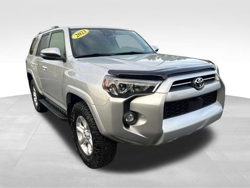 Certified 2023 Toyota 4Runner SR5 Premium w/ Moonroof Package AWD/4WD image 7
