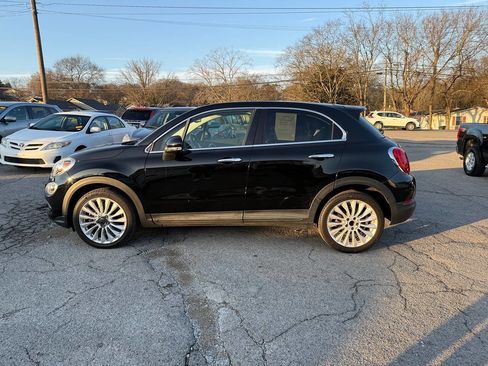 Used 2016 FIAT 500X Lounge image 9